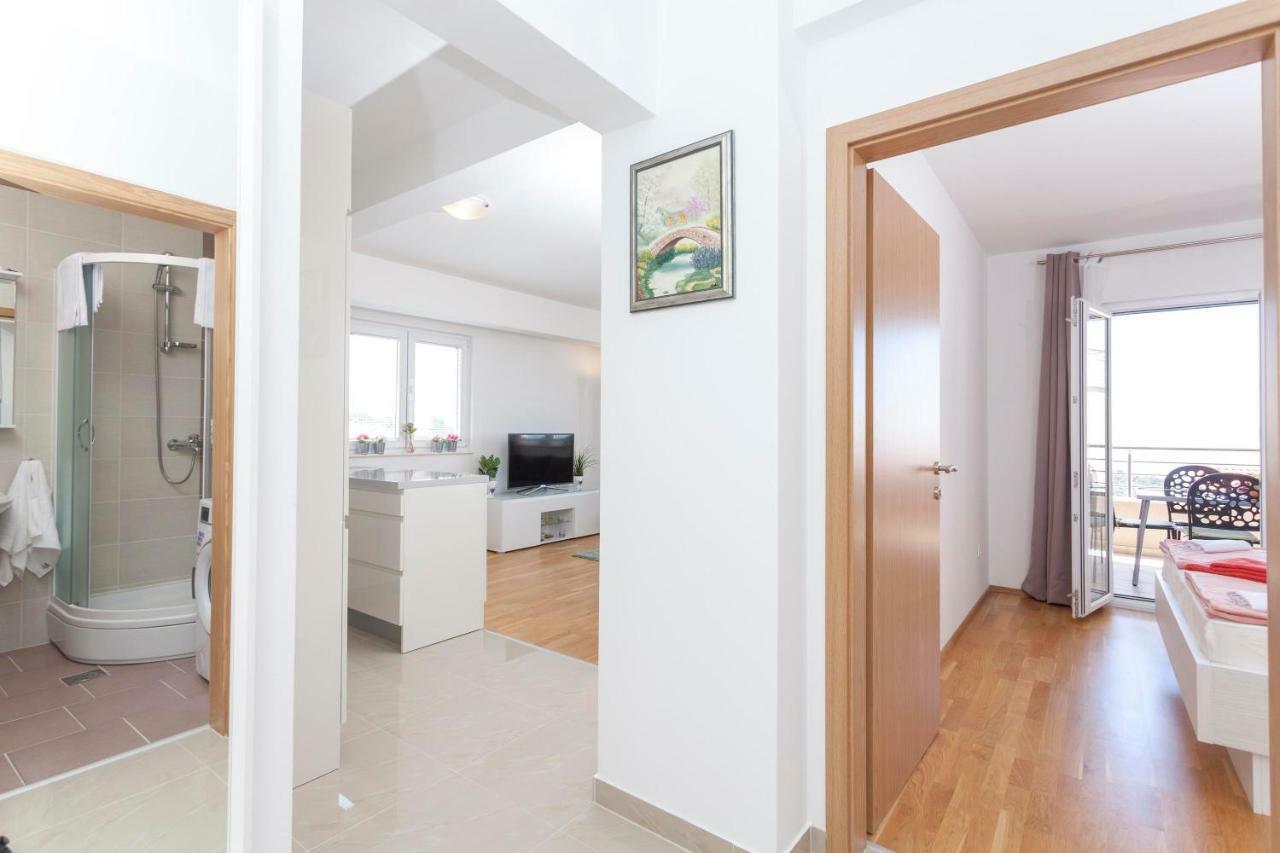 Apartments Dora Makarska Eksteriør bilde