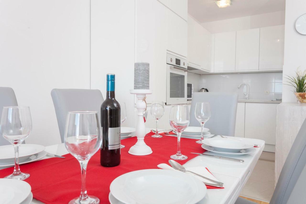 Apartments Dora Makarska Eksteriør bilde