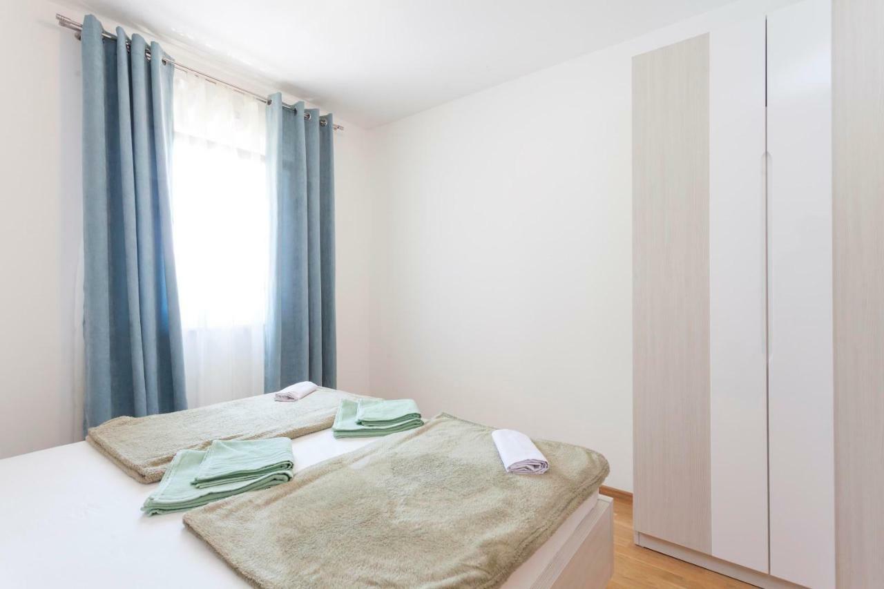 Apartments Dora Makarska Eksteriør bilde