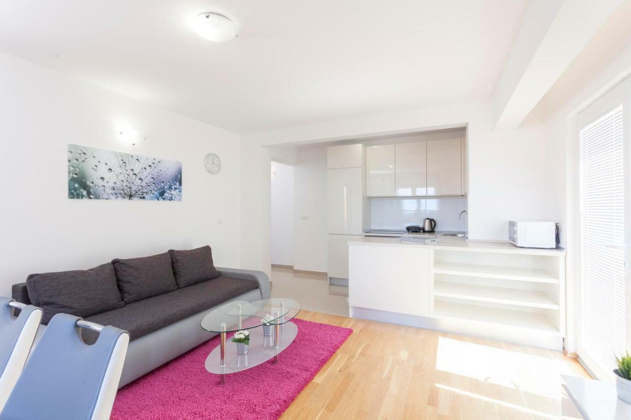 Apartments Dora Makarska Eksteriør bilde