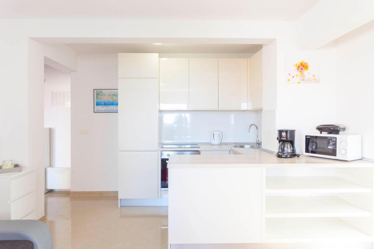 Apartments Dora Makarska Eksteriør bilde