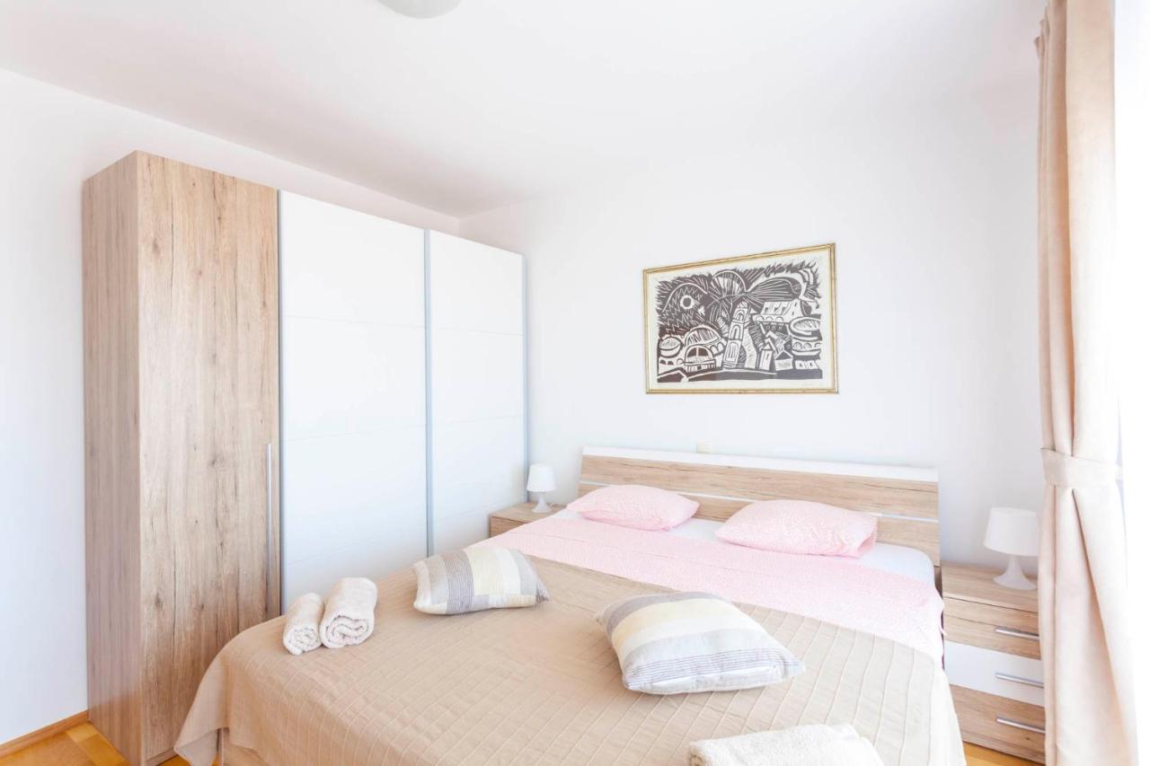 Apartments Dora Makarska Eksteriør bilde